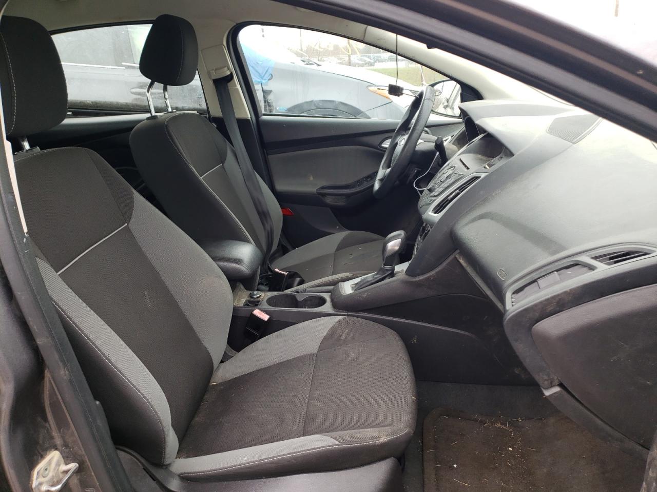 Photo 5 from auction – 2012 FORD FOCUS SE with VIN 1FAHP3F23CL174601