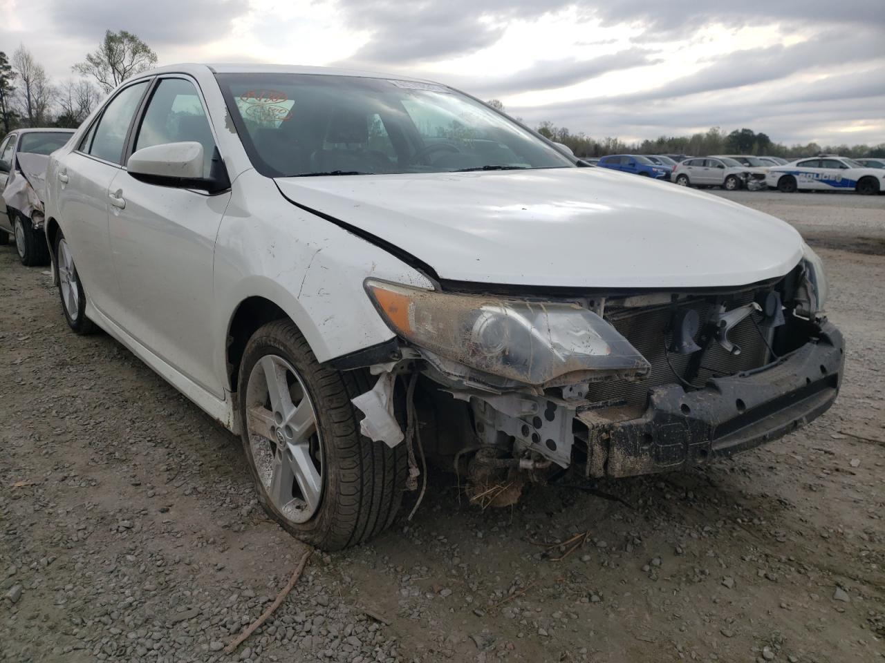 TOYOTA CAMRY L 2014 with VIN 4T1BF1FK7EU405130 - Photo from auction