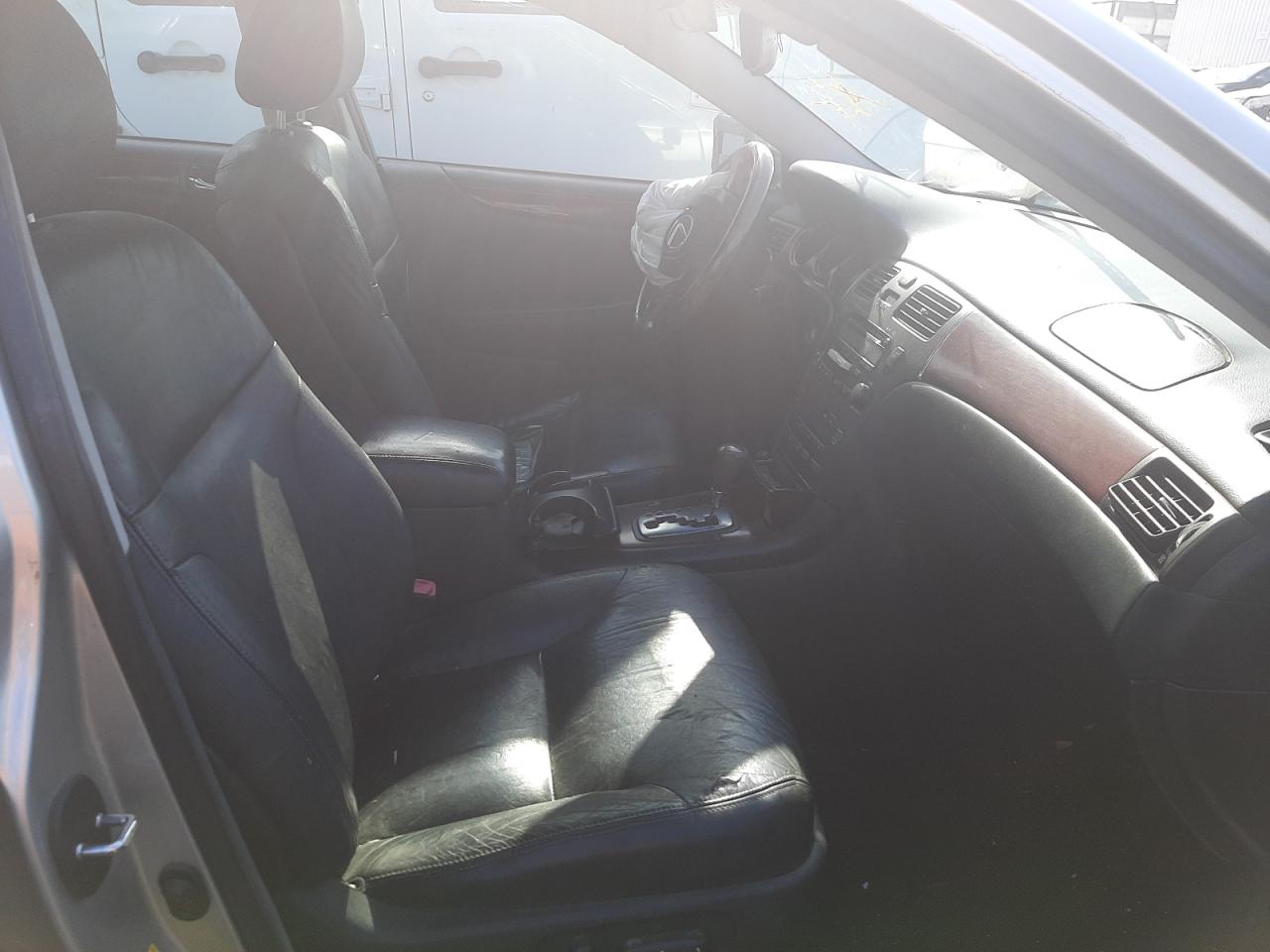 Photo 5 from auction – 2004 LEXUS ES 330 with VIN JTHBA30G440022611
