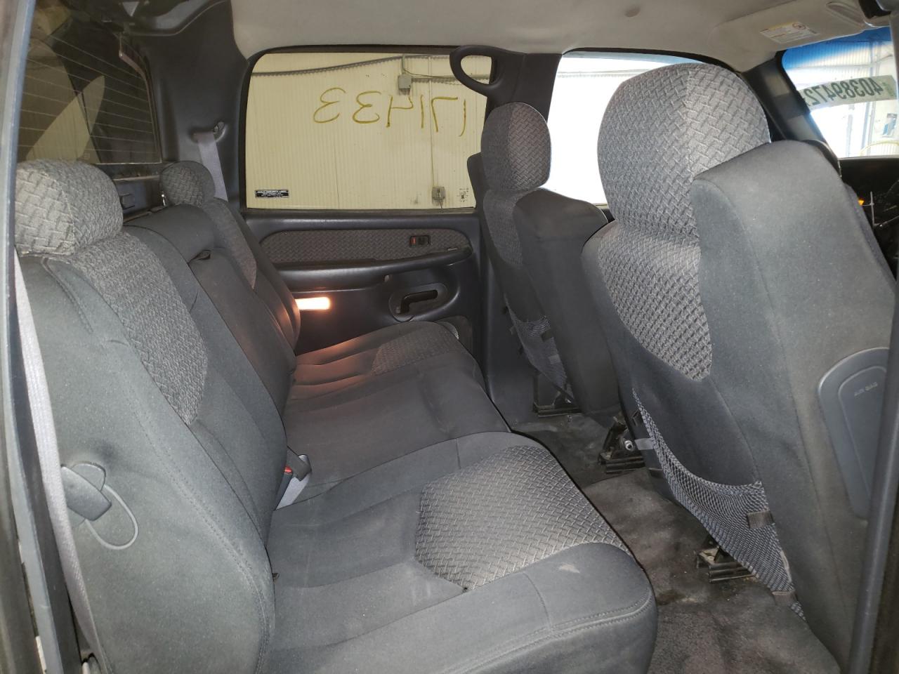 Photo 6 from auction – 2002 CHEVROLET AVALANCHE with VIN 3GNEK13T62G246312