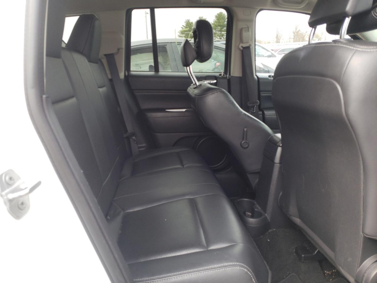 Photo 6 from auction – 2015 JEEP COMPASS LA with VIN 1C4NJDEB8FD189387