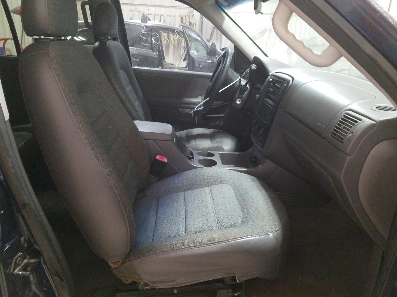 صورة رقم 5 من المزاد - 2003 FORD EXPLORER X مع VIN 1FMZU62K43ZB26824