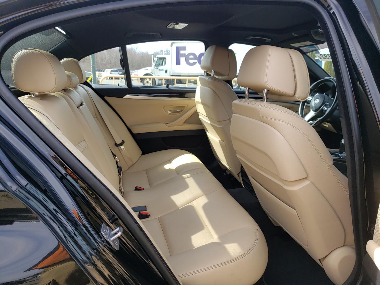 Photo 6 from auction – 2016 BMW 535 XI with VIN WBA5B3C52GG253201
