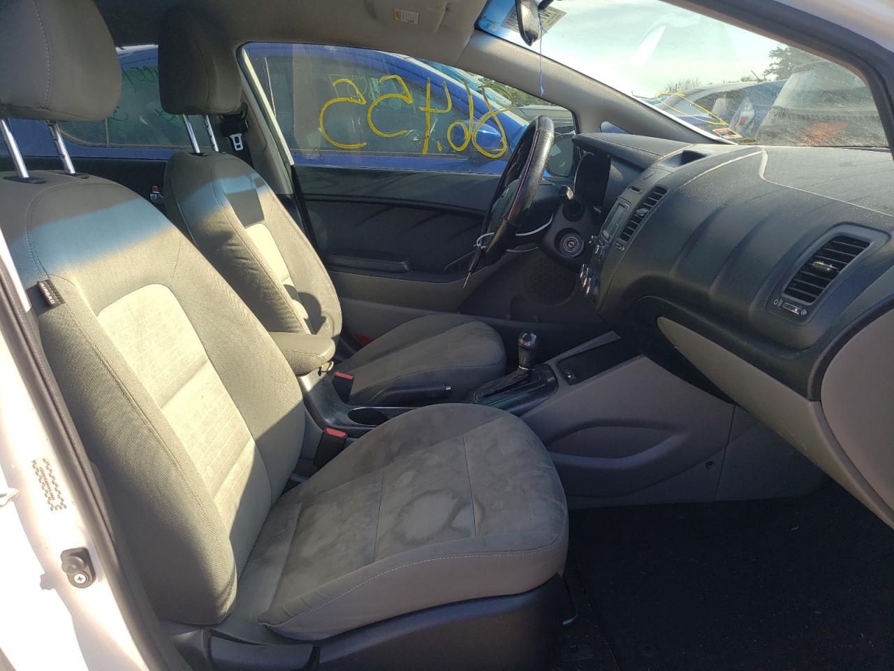 Photo 5 from auction – 2014 KIA FORTE EX with VIN KNAFX4A80E5102651