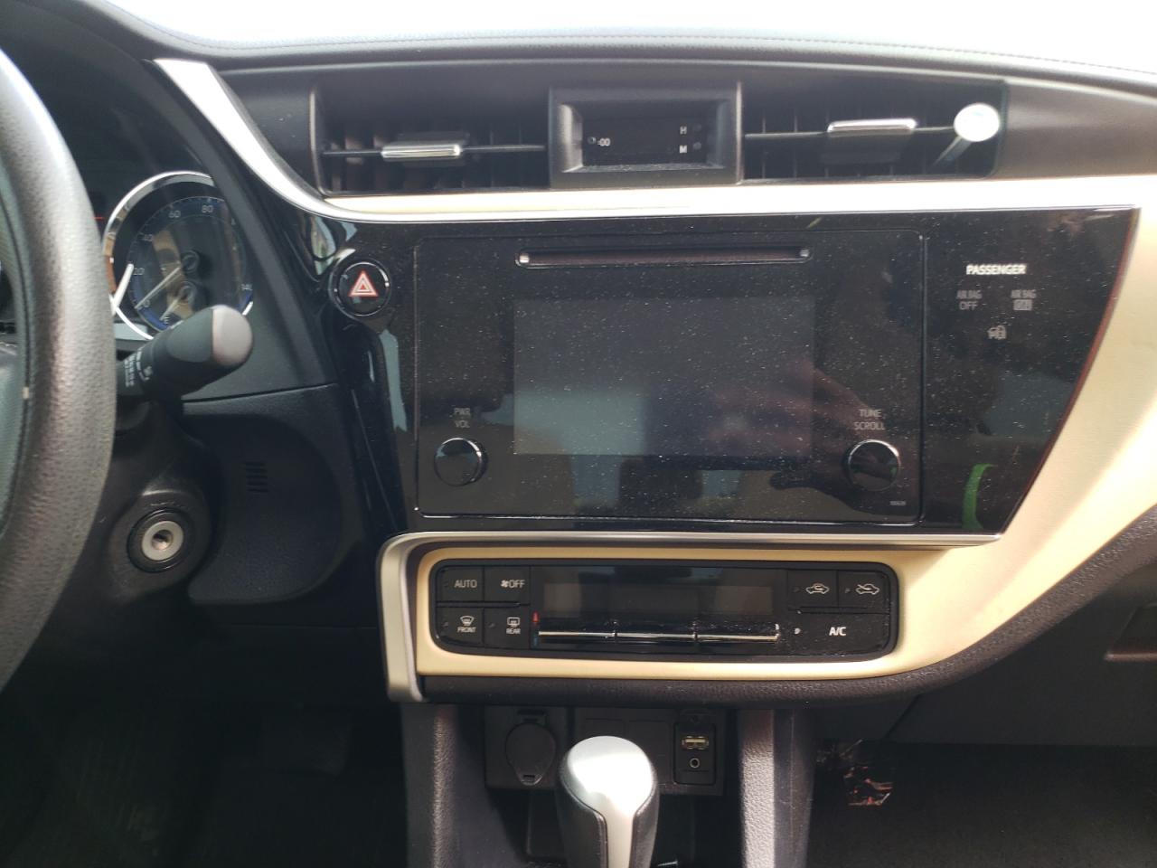 Photo 9 from auction – 2017 TOYOTA COROLLA L with VIN 2T1BURHE7HC788973
