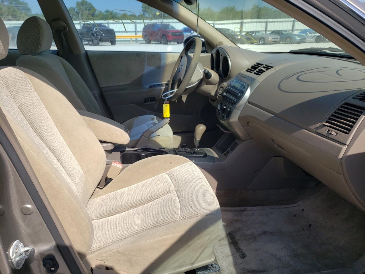 Photo 5 from auction – 2004 NISSAN ALTIMA BAS with VIN 1N4AL11D04C108311