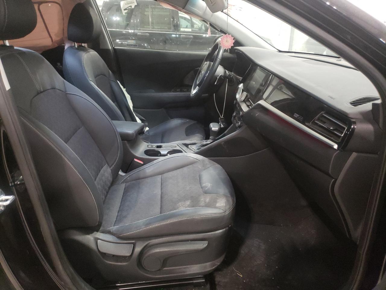 Photo 5 from auction – 2021 KIA NIRO TOURI with VIN KNDCC3LC8M5463394