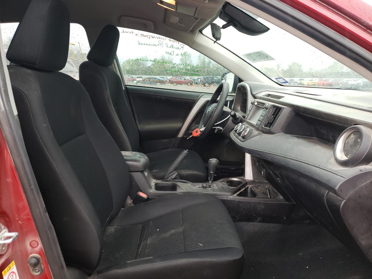 Photo 5 from auction – 2018 TOYOTA RAV4 LE with VIN 2T3ZFREV1JW491495