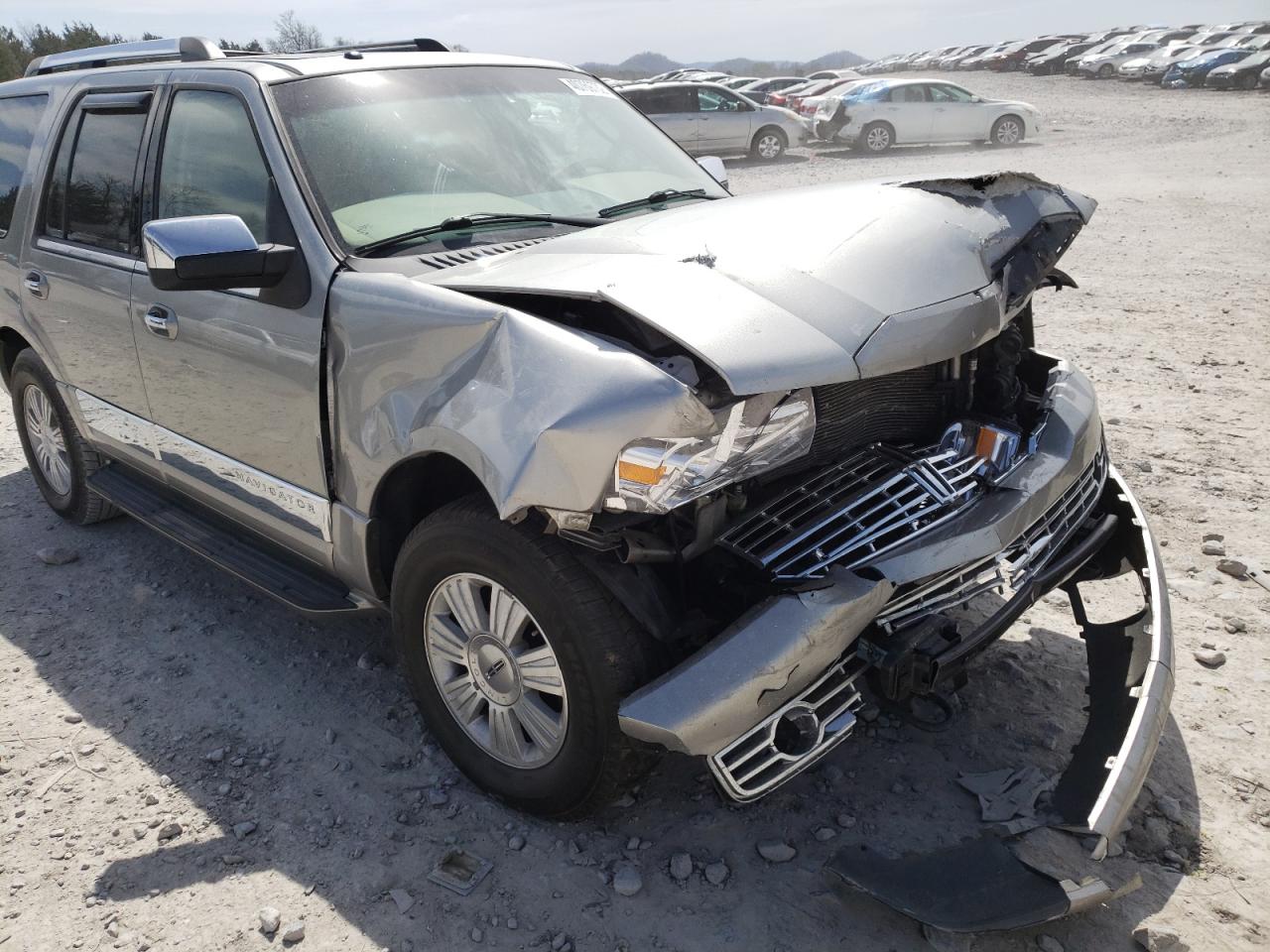 Photo 9 from auction – 2008 LINCOLN NAVIGATOR with VIN 5LMFU28568LJ14419