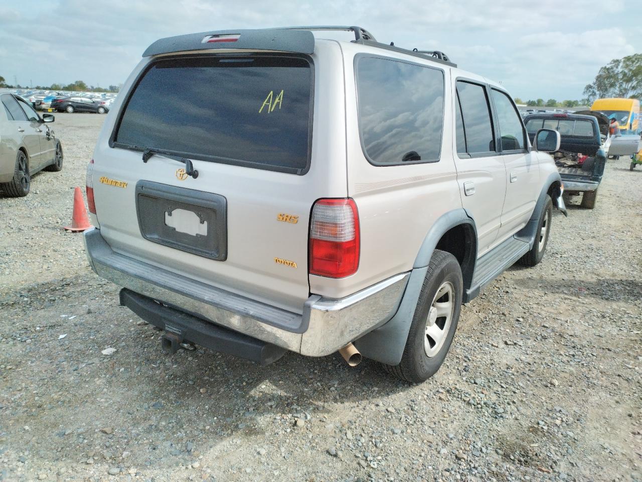 Photo 4 from auction – 2000 TOYOTA 4RUNNER SR with VIN JT3GN86R9Y0143081