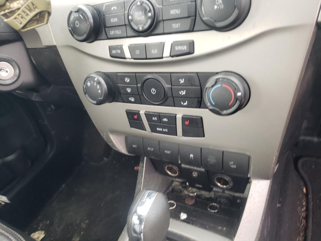 Photo 9 from auction – 2011 FORD FOCUS SEL with VIN 1FAHP3HN3BW201865