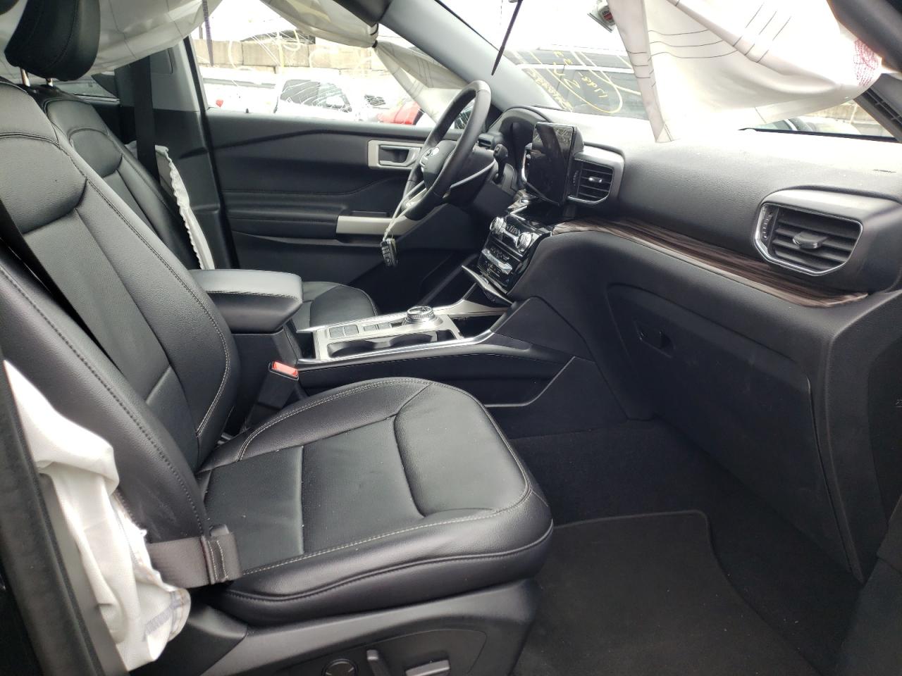 Photo 5 from auction – 2021 FORD EXPLORER L with VIN 1FMSK7FHXMGB50540