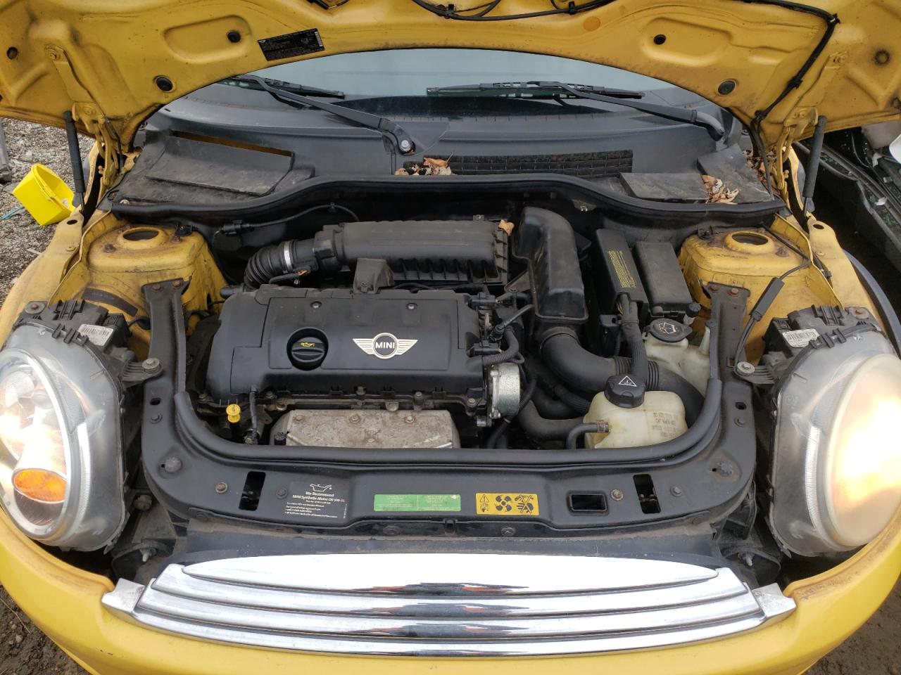 Photo 7 from auction – 2007 MINI COOPER with VIN WMWMF335X7TT52646