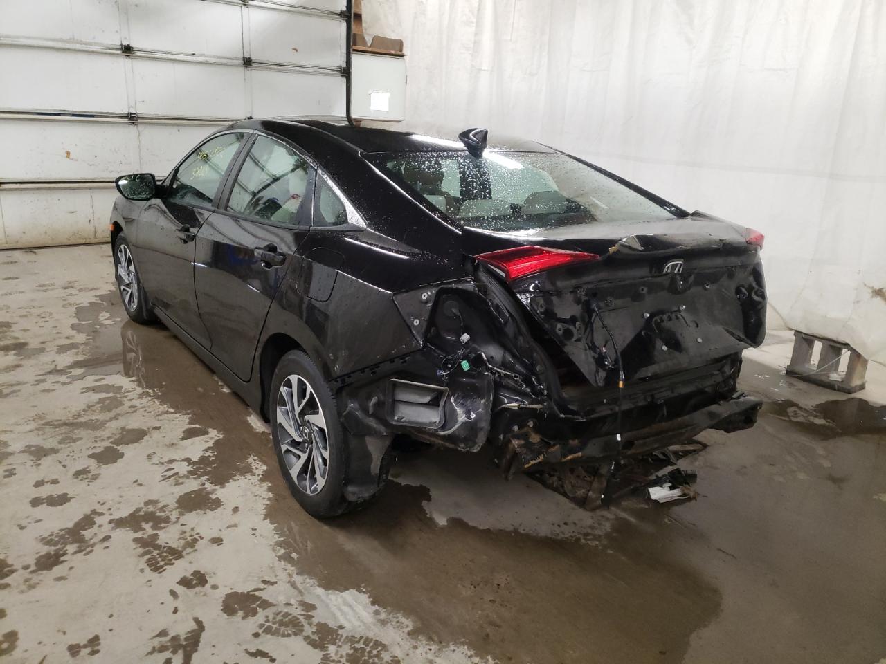 Photo 3 from auction – 2018 HONDA CIVIC EX with VIN 2HGFC2F75JH530951