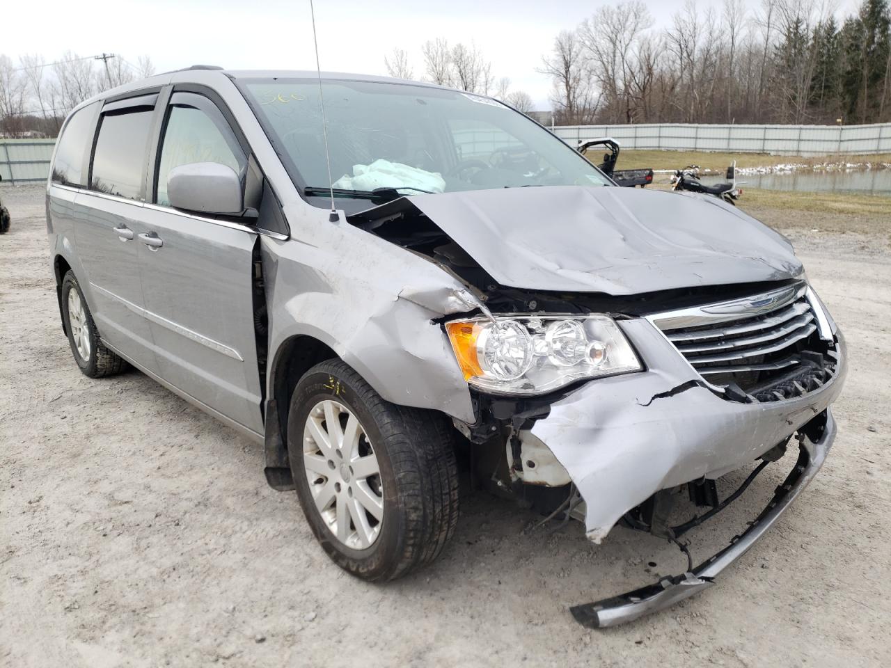 CHRYSLER TOWN & COU 2014 with VIN 2C4RC1BG7ER133771 - Photo from auction