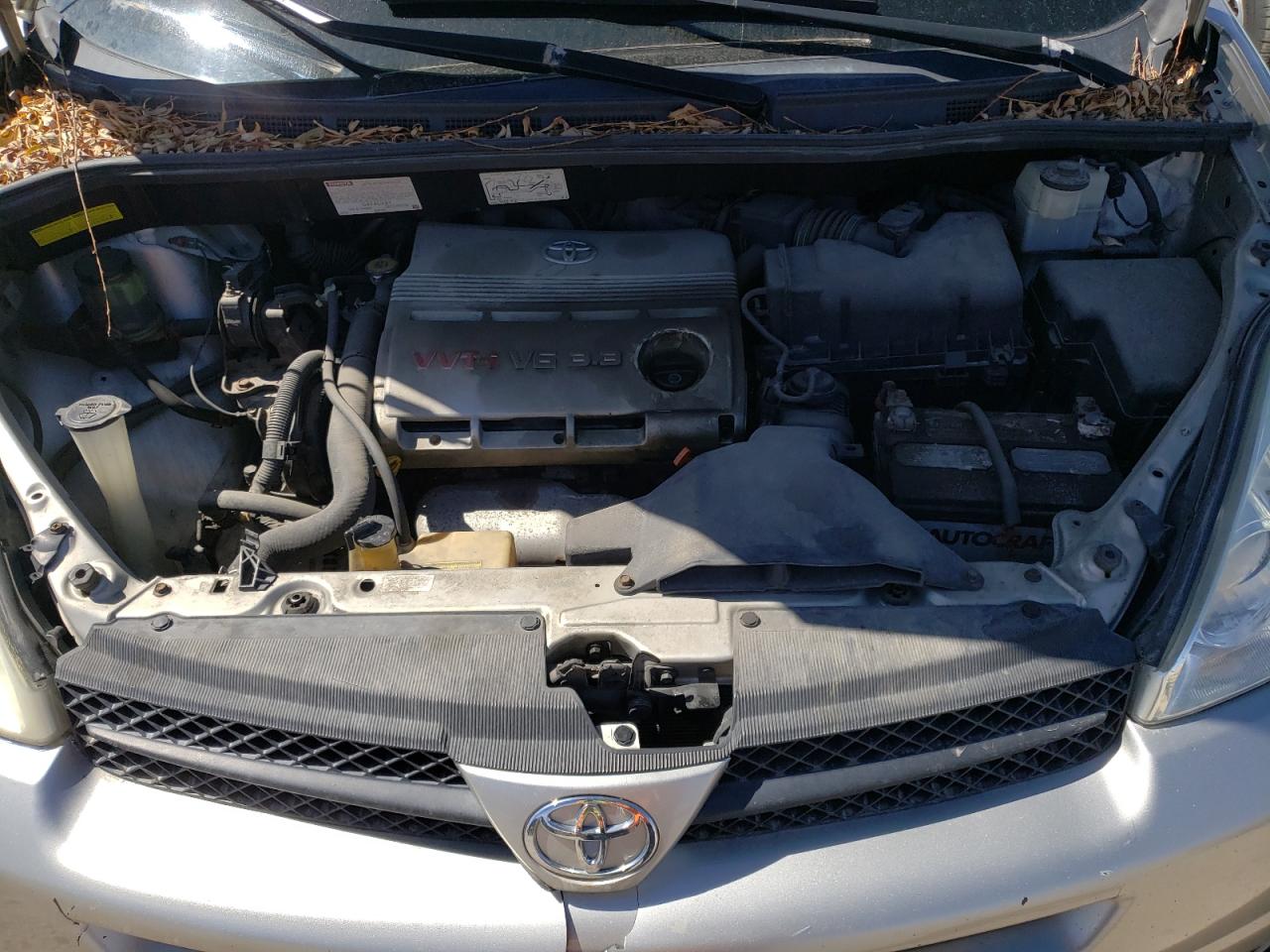Photo 7 from auction – 2005 TOYOTA SIENNA CE with VIN 5TDZA23C25S373289