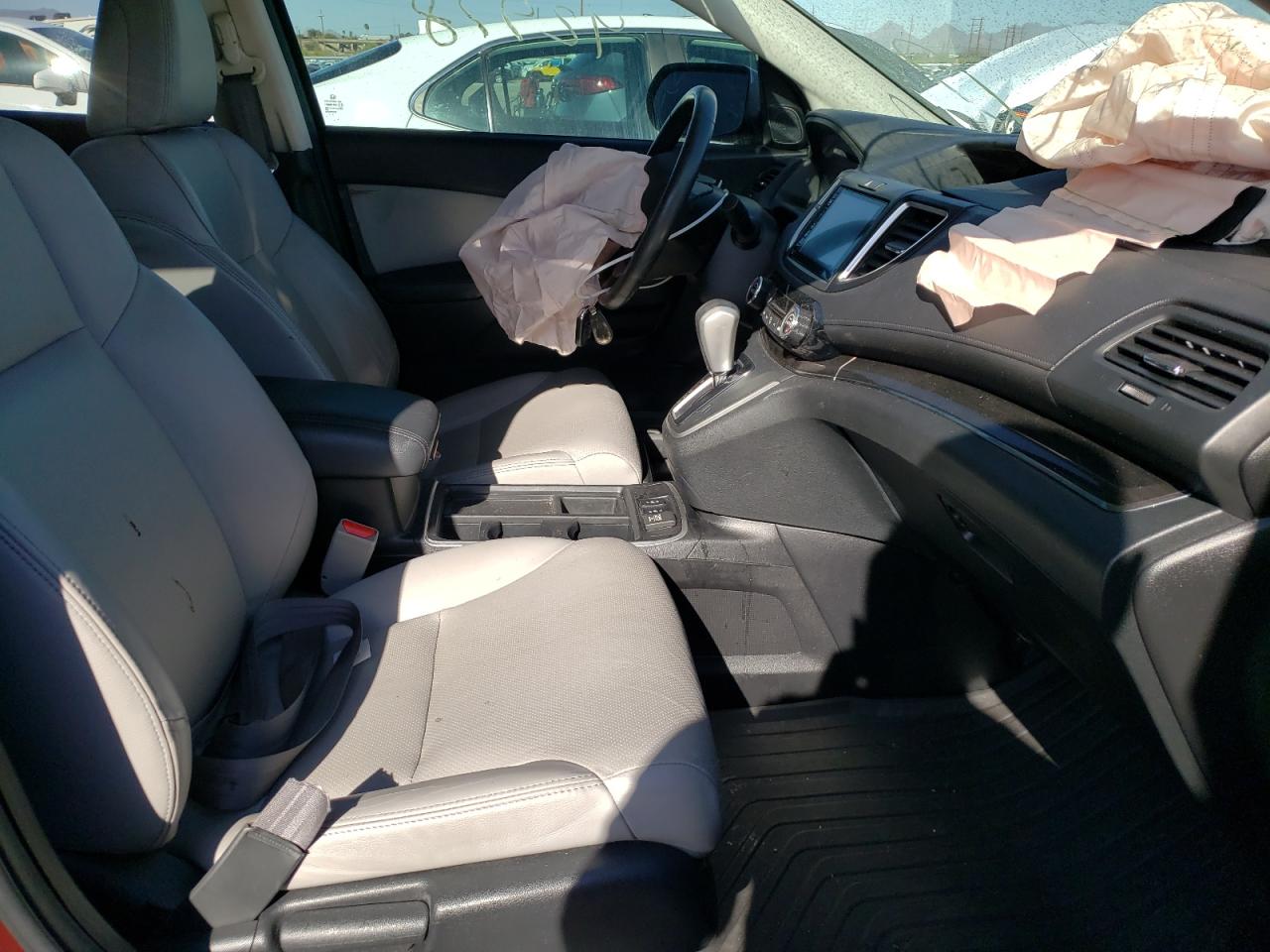 Photo 5 from auction – 2016 HONDA CR-V EXL with VIN 2HKRM4H72GH692084