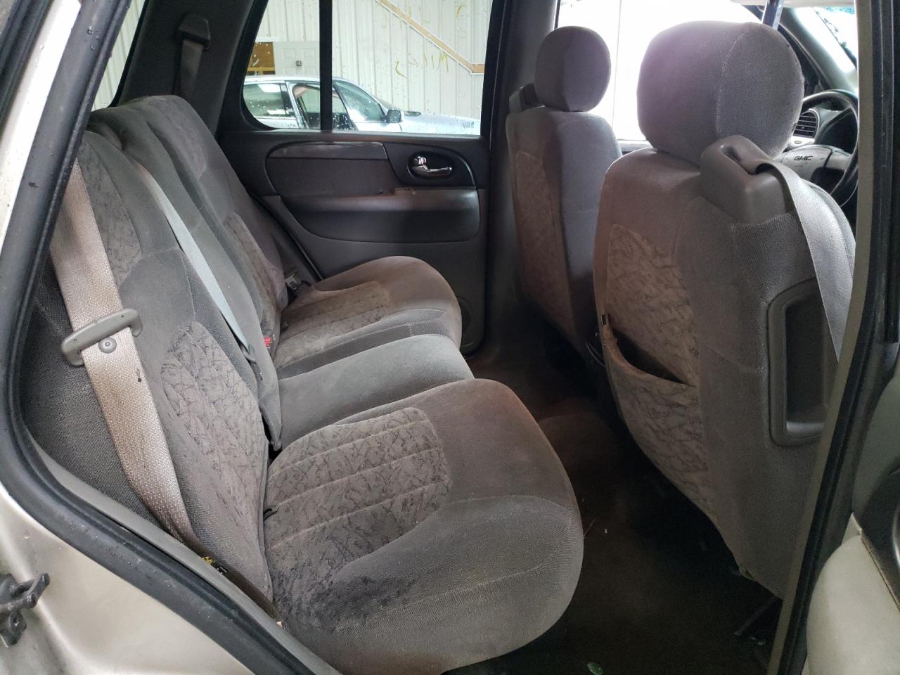Photo 6 from auction – 2003 GMC ENVOY with VIN 1GKDS13S632209304