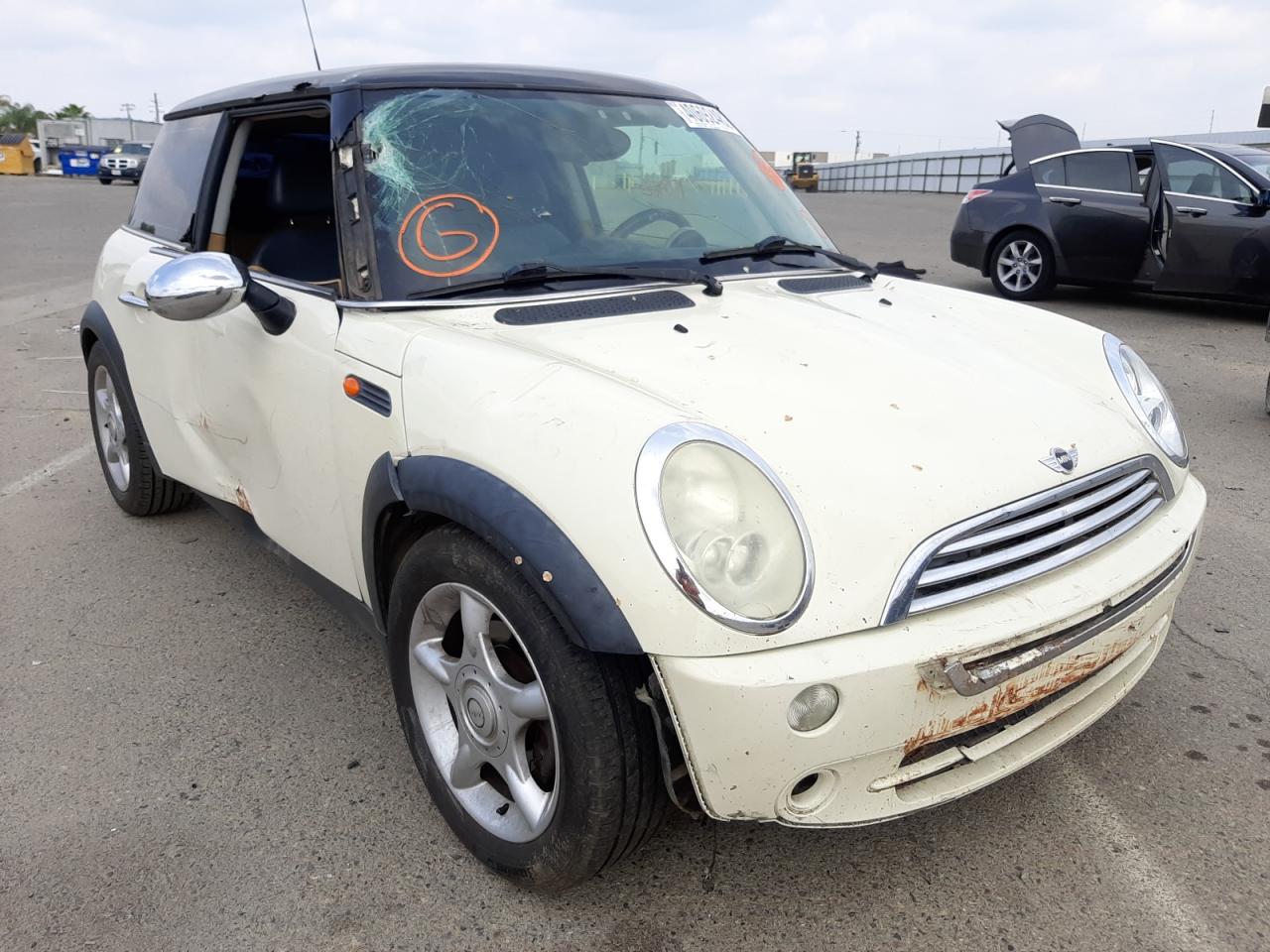MINI COOPER 2005 with VIN WMWRC33525TJ69740 - Photo from auction