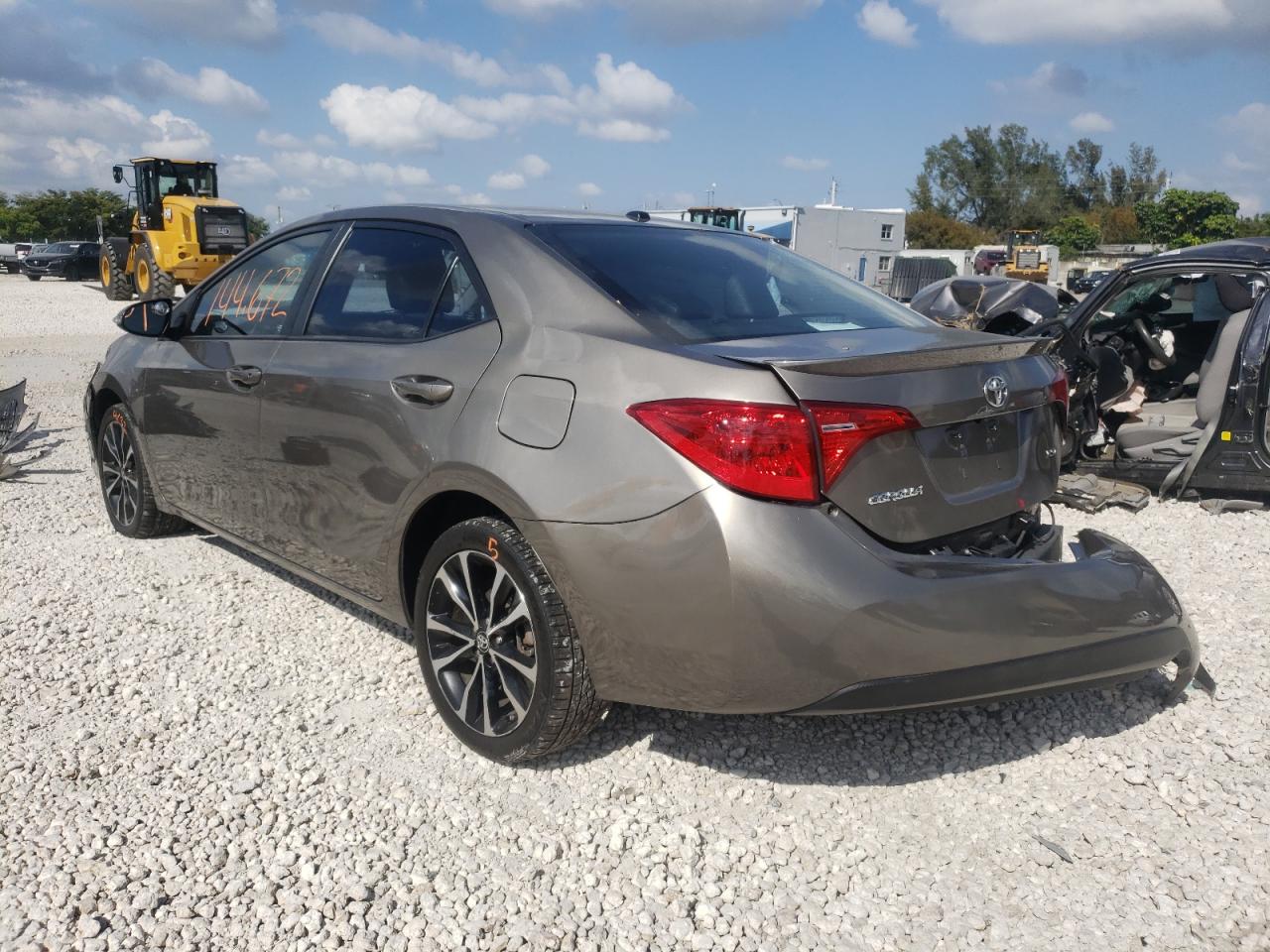 Photo 3 from auction – 2017 TOYOTA COROLLA L with VIN 2T1BURHE2HC900336