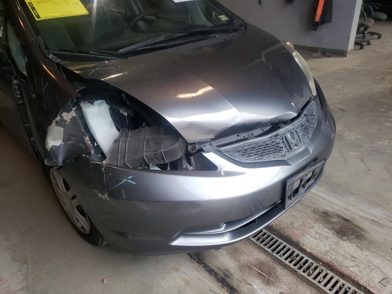 Photo 9 from auction – 2011 HONDA FIT with VIN JHMGE8H36BC023568