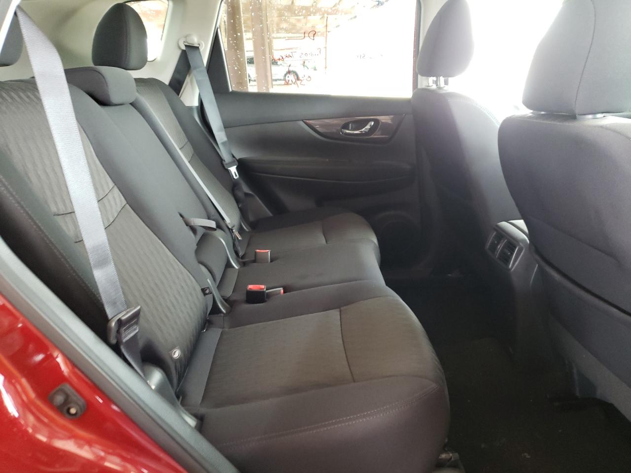 Photo 6 from auction – 2019 NISSAN ROGUE S with VIN 5N1AT2MV4KC772012