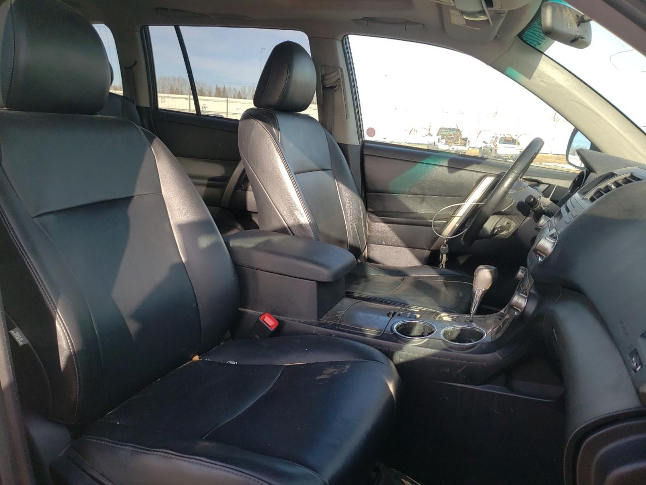 Zdjęcie 5 z aukcji – 2010 TOYOTA HIGHLANDER z VIN 5TDEK3EHXAS014776