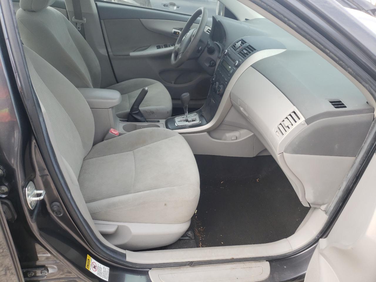Photo 5 from auction – 2010 TOYOTA COROLLA BA with VIN 2T1BU4EE5AC318745