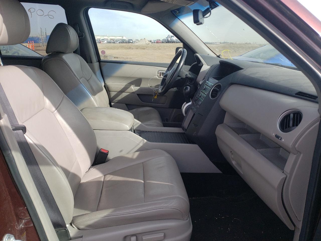 Photo 5 from auction – 2010 HONDA PILOT EXL with VIN 5FNYF4H67AB501603