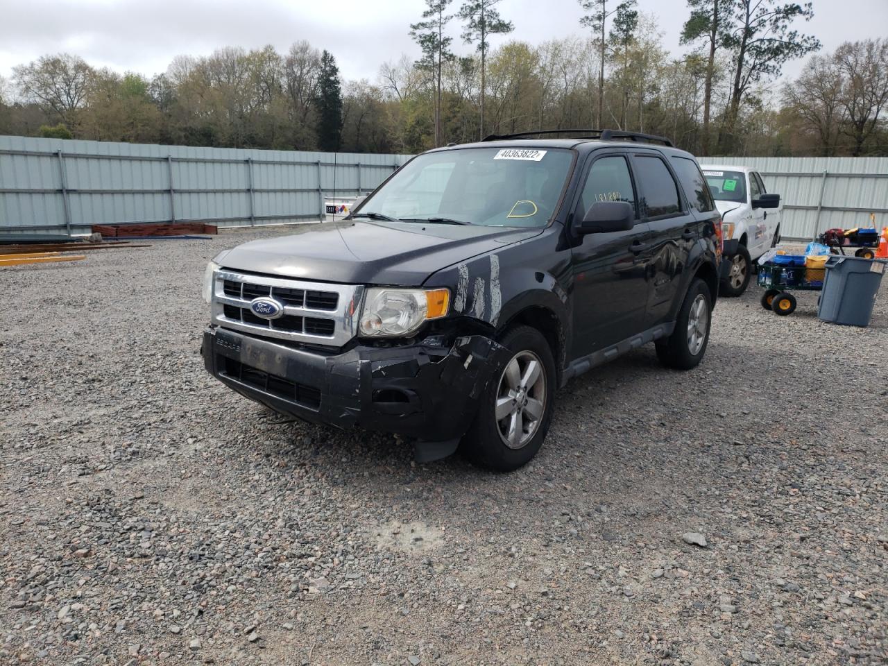 Photo 2 from auction – 2011 FORD ESCAPE XLT with VIN 1FMCU0D73BKC35407