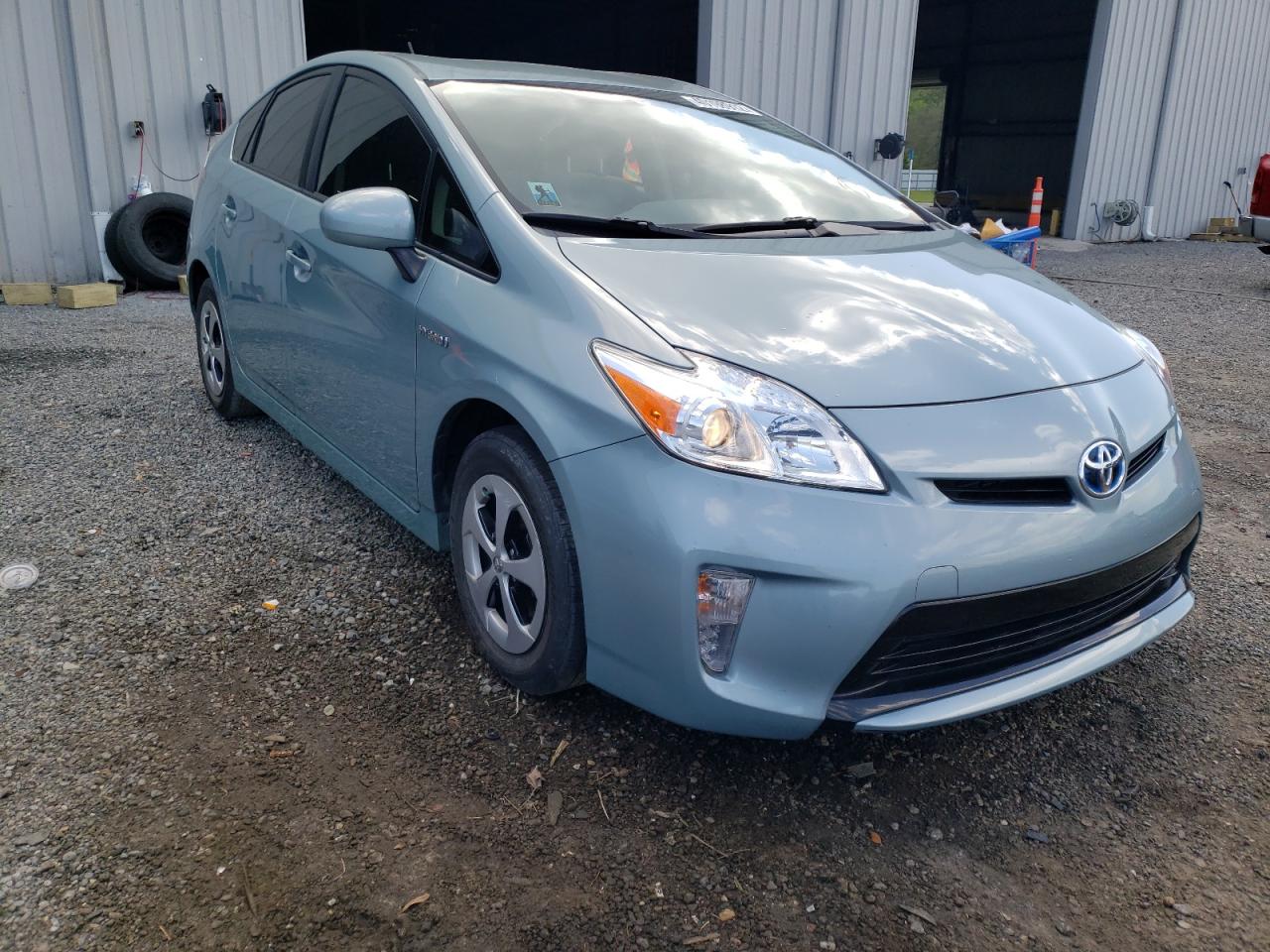 TOYOTA PRIUS 2015 with VIN JTDKN3DU5F1869057 - Photo from auction