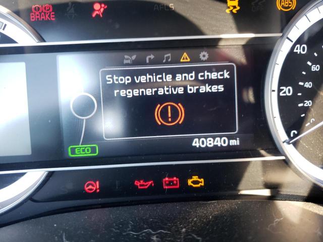 Photo 8 from auction – 2019 KIA NIRO EX with VIN KNDCC3LC9K5250922