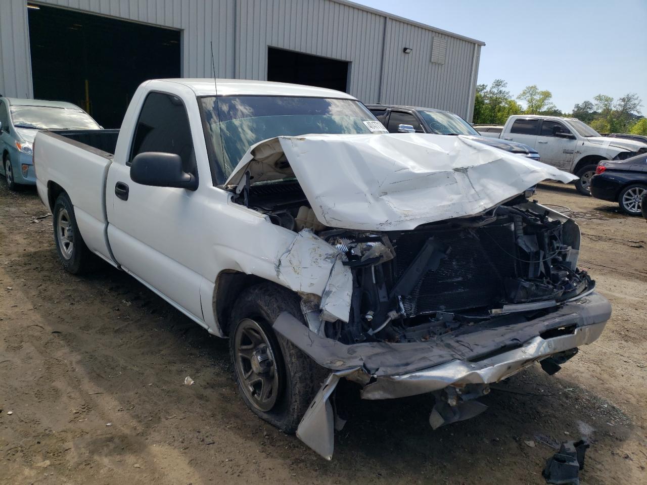 CHEVROLET SILVERADO 2005 with VIN 1GCEC14V35Z298877 - Photo from auction