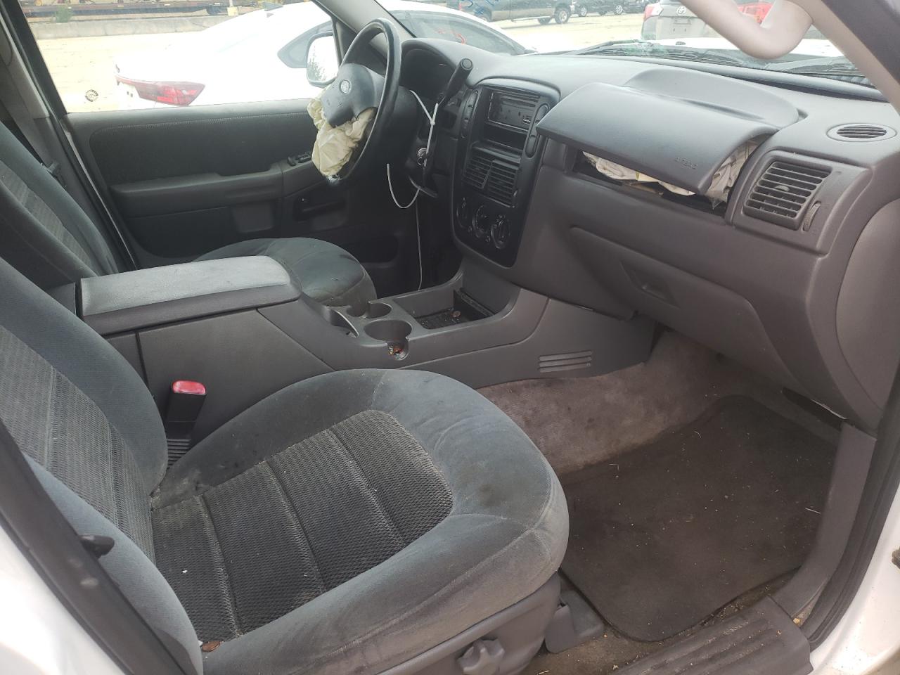 Photo 5 from auction – 2002 FORD EXPLORER X with VIN 1FMZU73W32UD66613