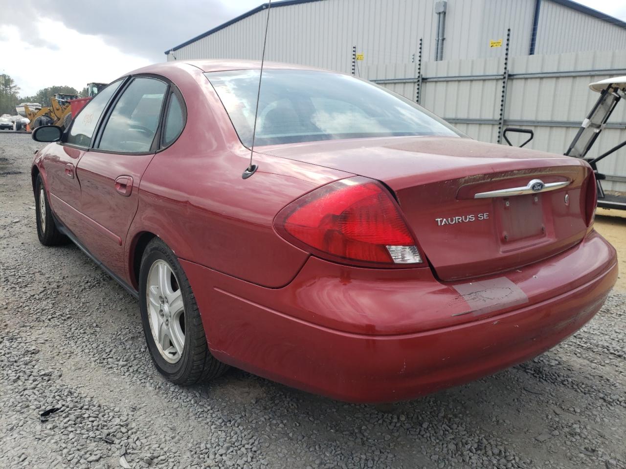 Photo 3 from auction – 2000 FORD TAURUS SEL with VIN 1FAFP56S3YG119598