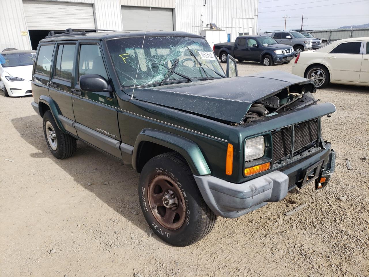 JEEP CHEROKEE S 2001 with VIN 1J4FF48S41L558756 - Photo from auction