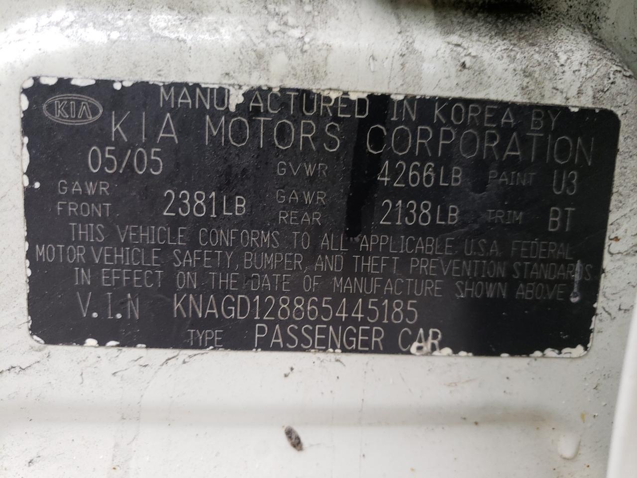 Photo 10 from auction – 2006 KIA OPTIMA LX with VIN KNAGD128865445185