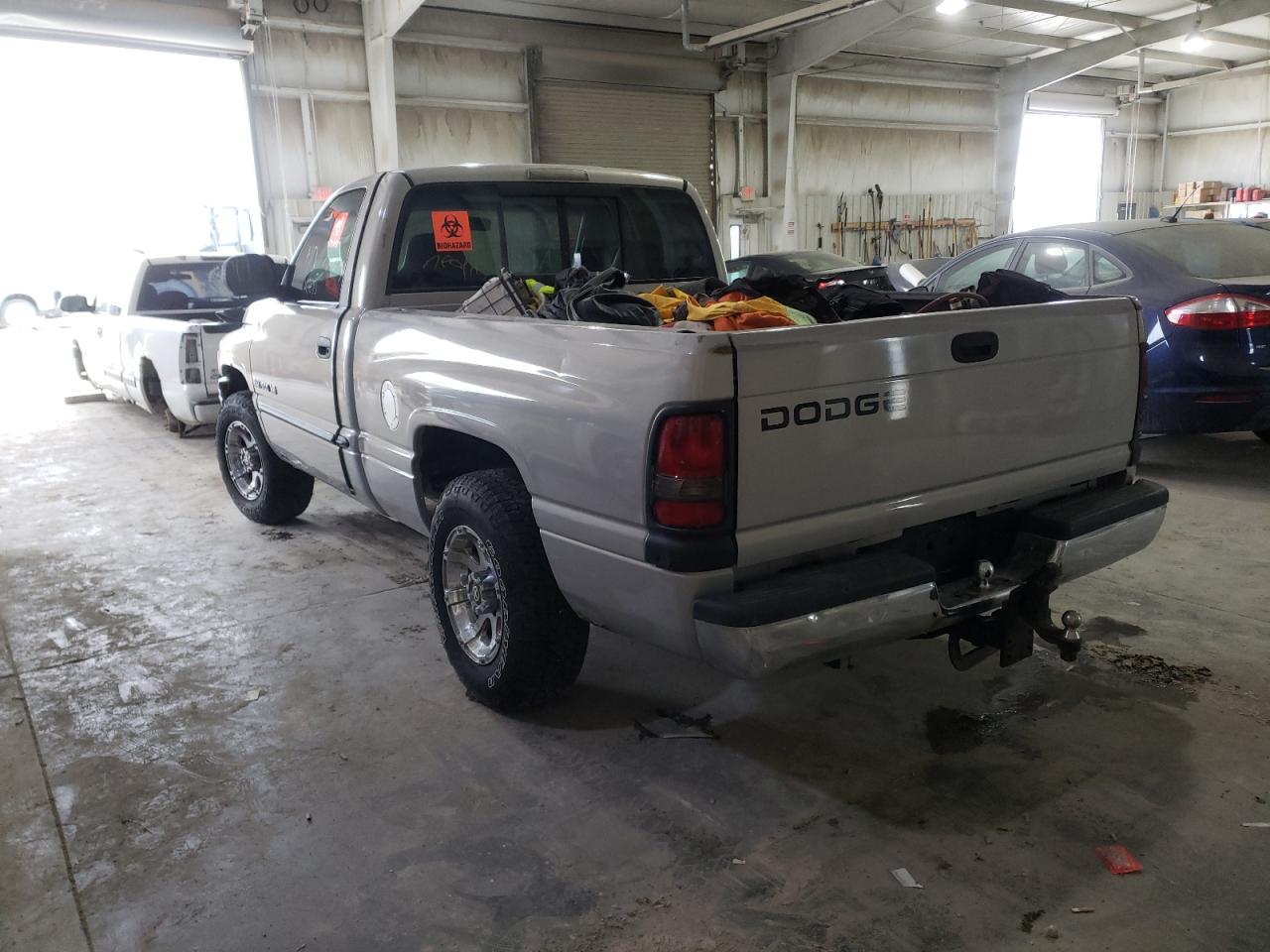 Photo 3 from auction – 2001 DODGE RAM 1500 with VIN 1B7HC16X71S683258