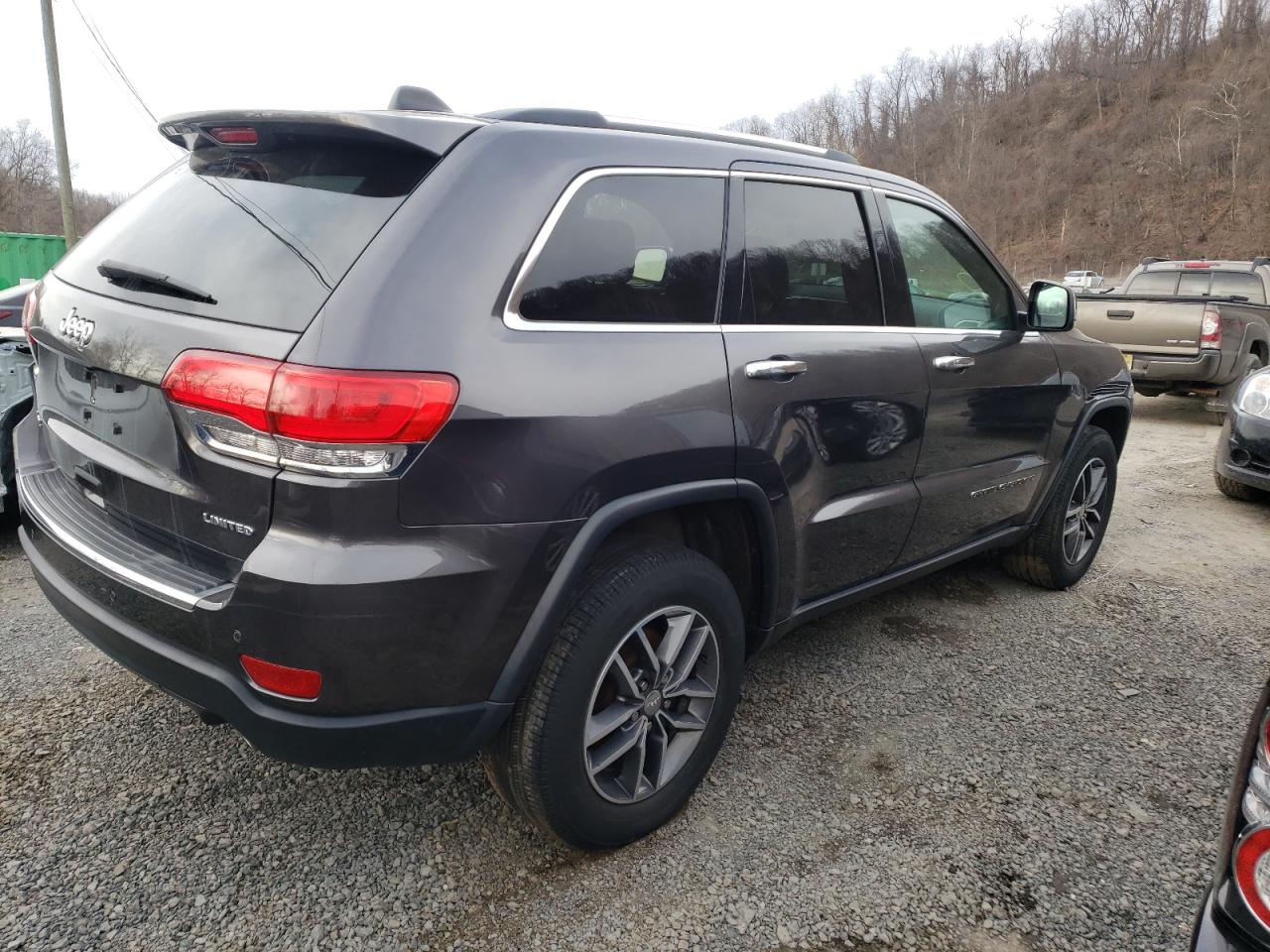 Photo 4 from auction – 2018 JEEP GRAND CHER with VIN 1C4RJFBG4JC288591