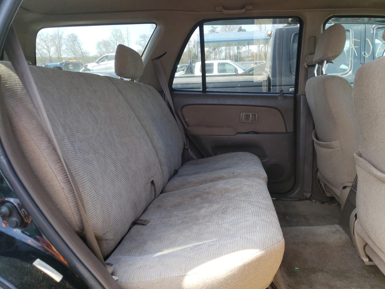 Photo 6 from auction – 2000 TOYOTA 4RUNNER SR with VIN JT3HN86R1Y0307508