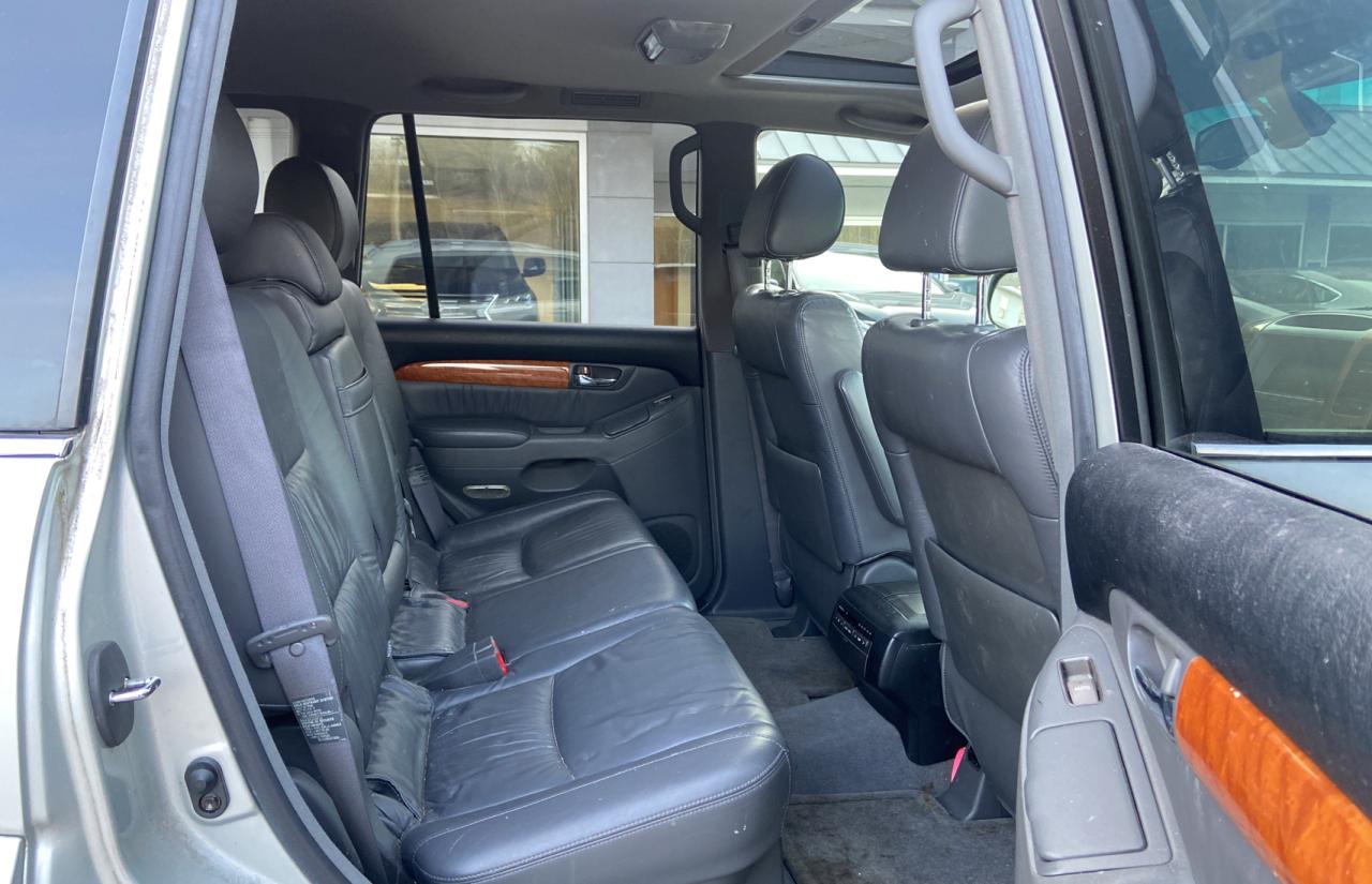 Photo 6 from auction – 2004 LEXUS GX 470 with VIN JTJBT20XX40054529