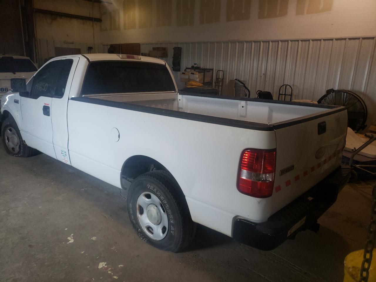Photo 3 from auction – 2006 FORD F150 with VIN 1FTRF12266KE02743