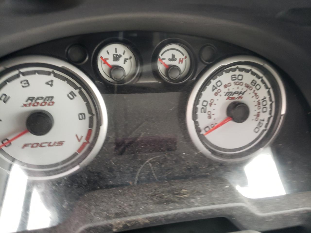 Zdjęcie 8 z aukcji – 2011 FORD FOCUS SEL z VIN 1FAHP3HN3BW201865