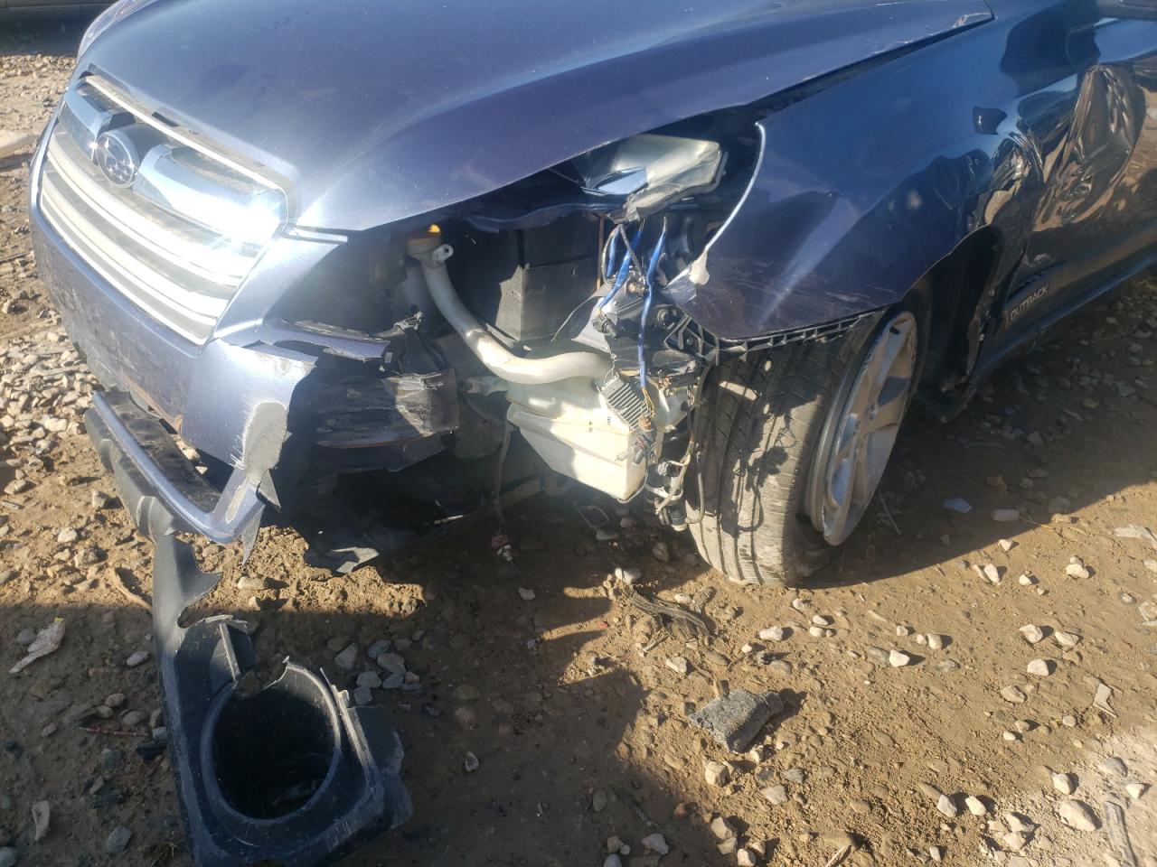 Снимка 9 от търг – 2013 SUBARU OUTBACK 2. с VIN 4S4BRCCC7D3272602