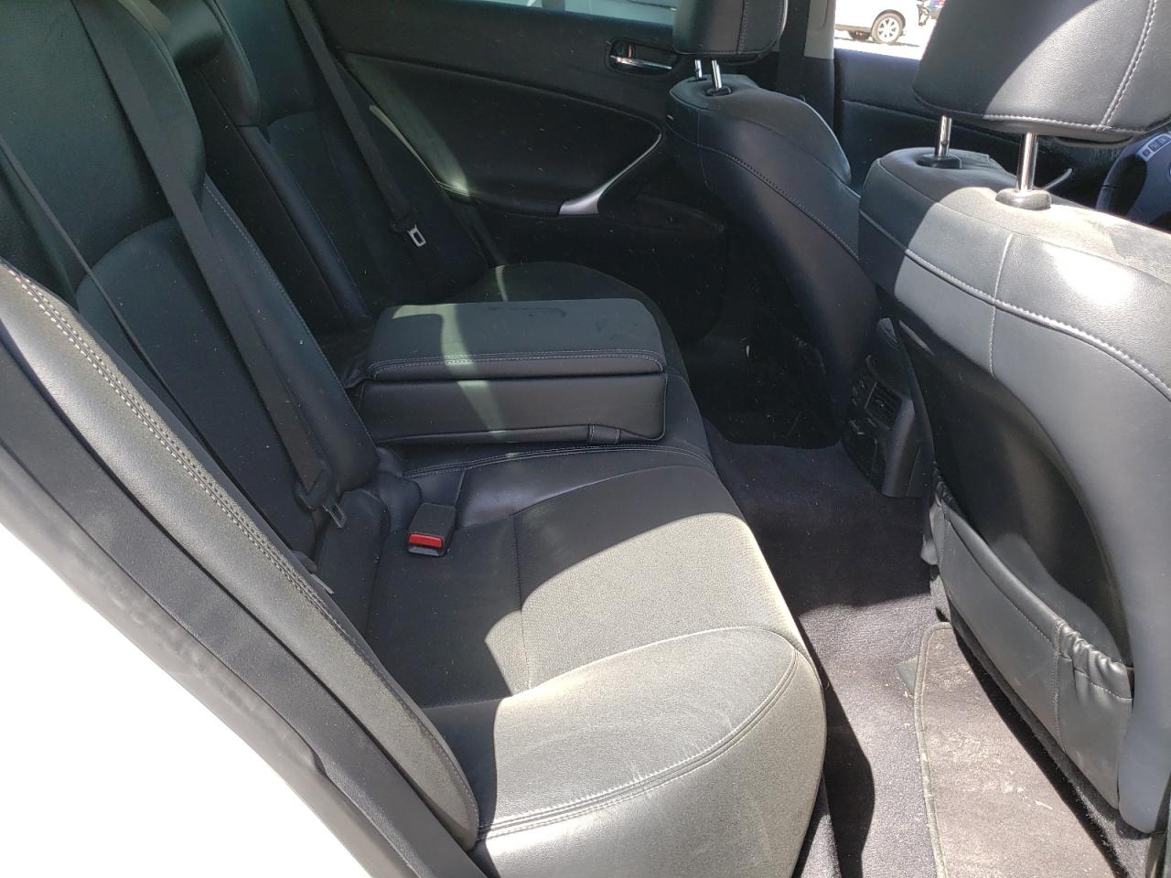 Photo 6 from auction – 2012 LEXUS IS 250 with VIN JTHBF5C20C5181429