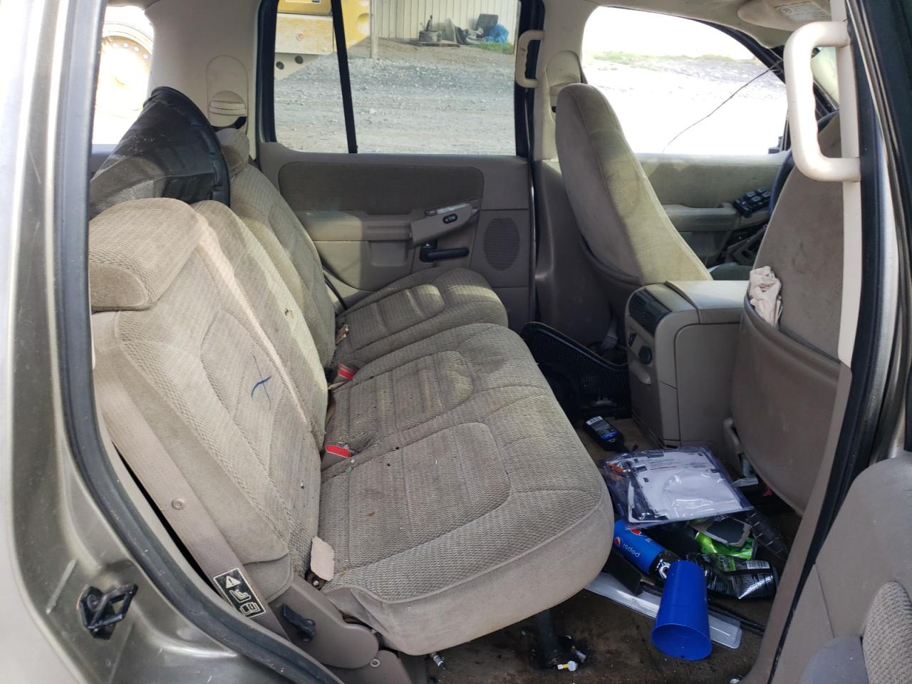 Photo 6 from auction – 2002 FORD EXPLORER X with VIN 1FMZU73E72ZB03048
