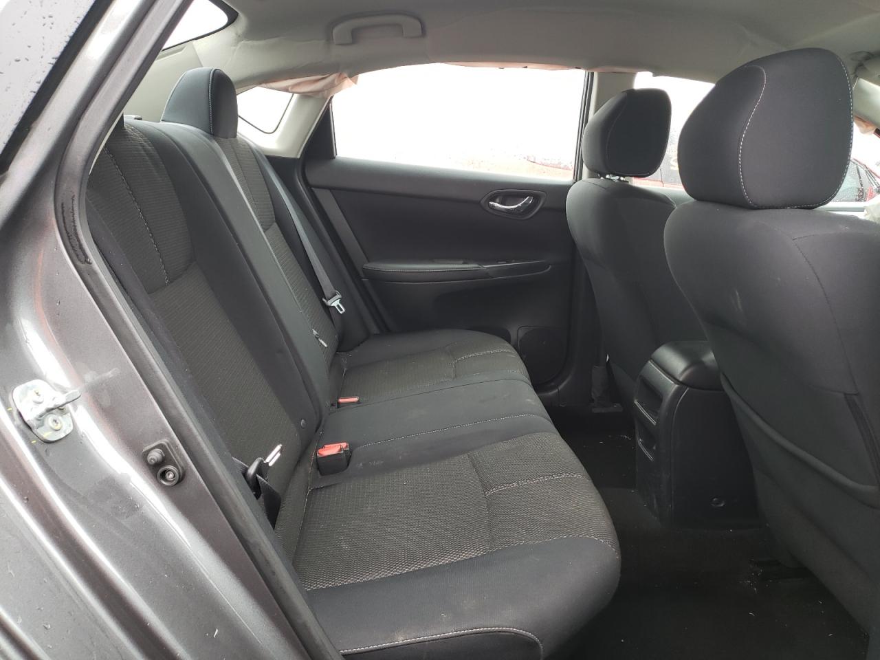 Photo 6 from auction – 2016 NISSAN SENTRA S with VIN 3N1AB7AP4GY233286
