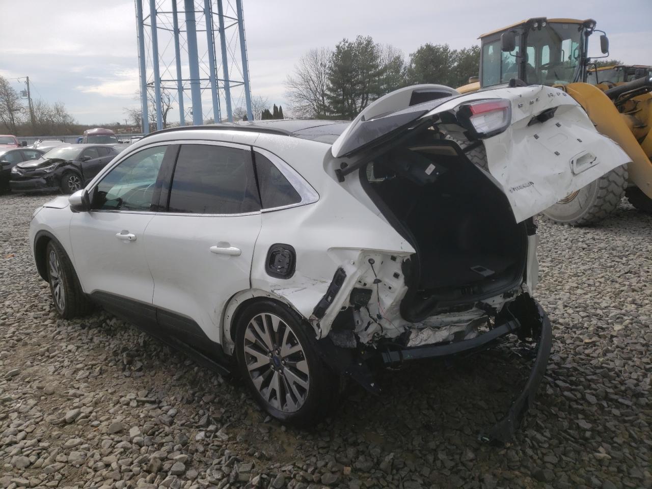 Photo 3 from auction – 2020 FORD ESCAPE TIT with VIN 1FMCU9J99LUA65862