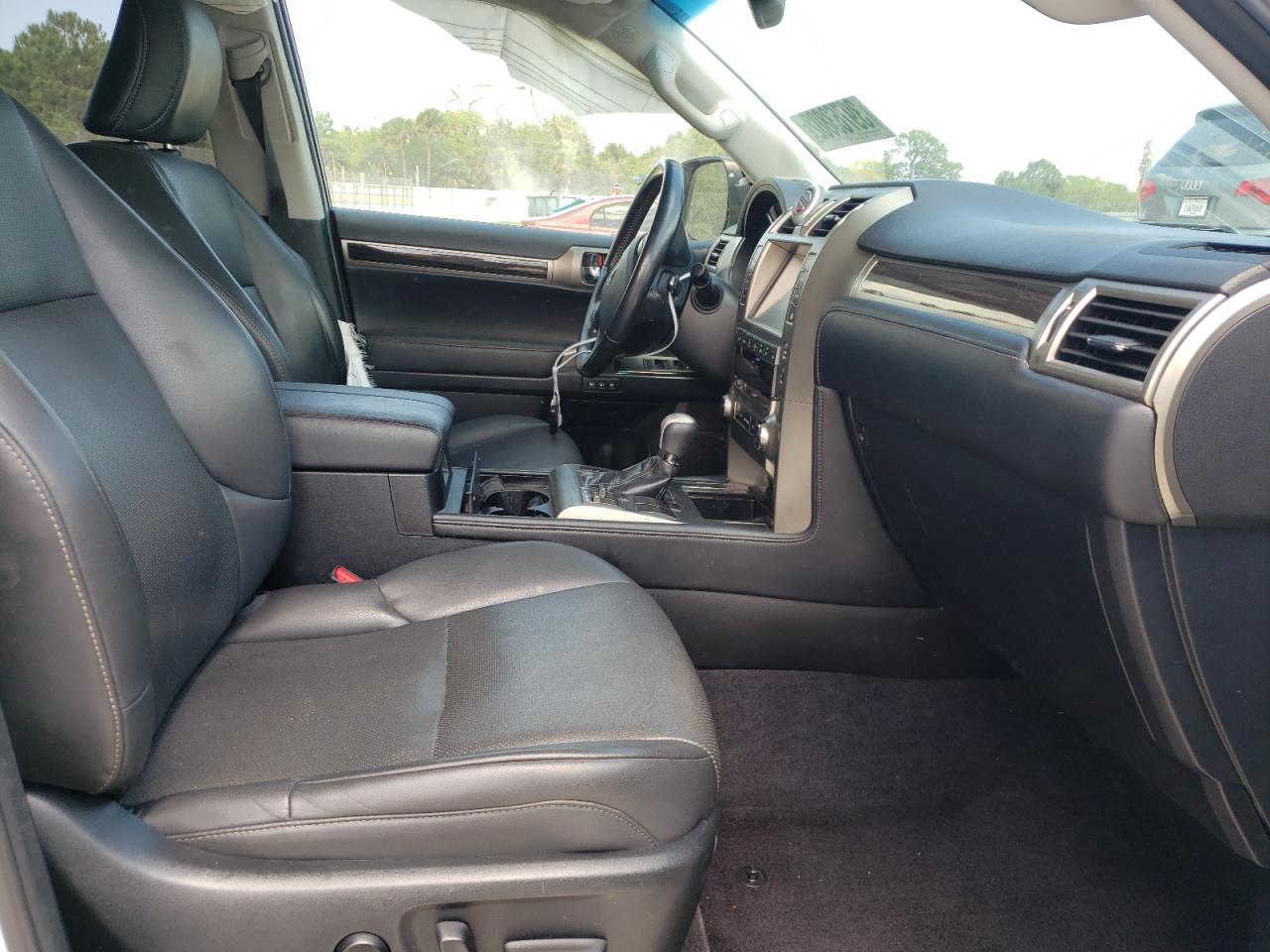 Photo 5 from auction – 2015 LEXUS GX 460 with VIN JTJBM7FX9F5102612