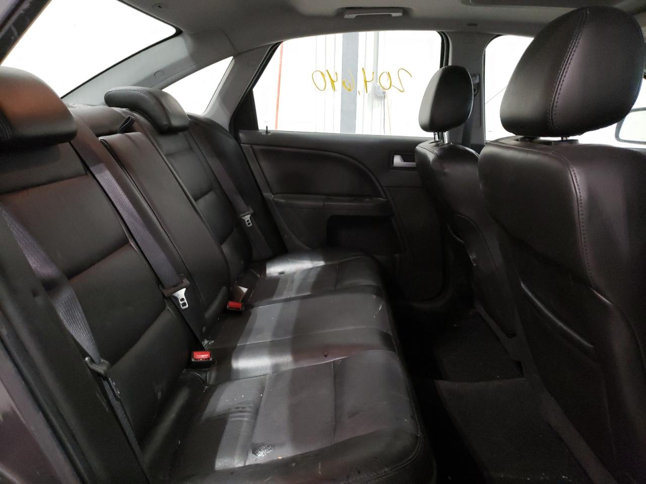 Photo 6 from auction – 2007 FORD FIVE HUNDR with VIN 1FAHP28117G150987